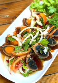 ยำไข่เยี่ยวม้า